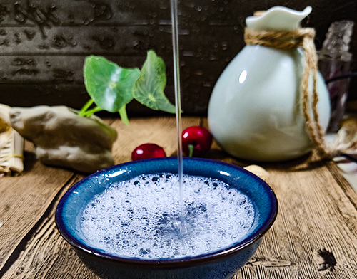 古人上戰(zhàn)場前還要溫酒喝，為何現(xiàn)代人卻很少溫酒喝？